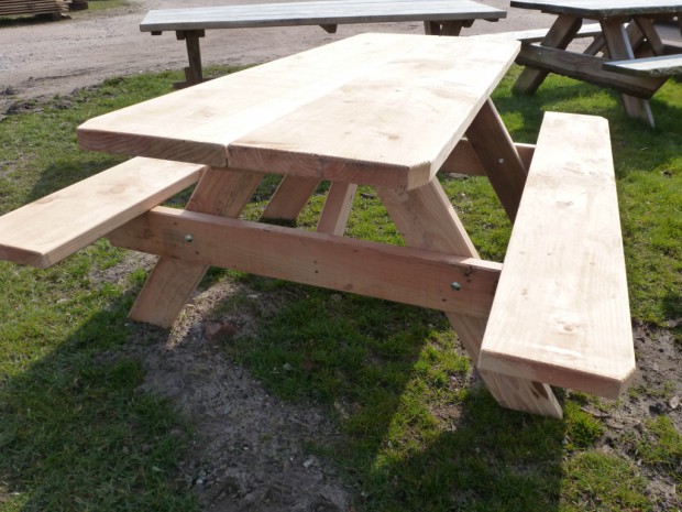 Douglas picknicktafel