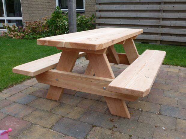 Houten picknicktafel voor kinderen