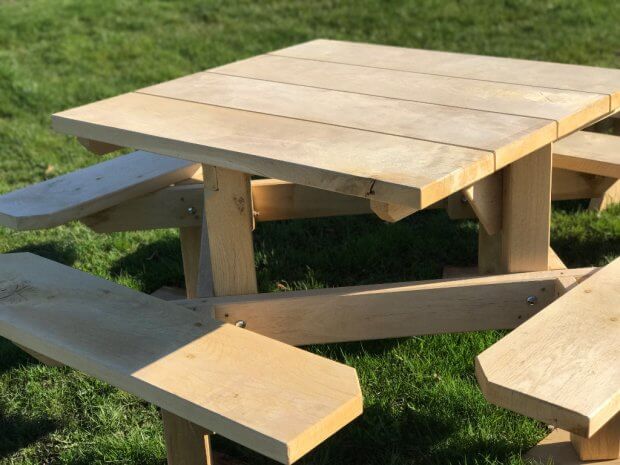 vierkante picknicktafel hardhout